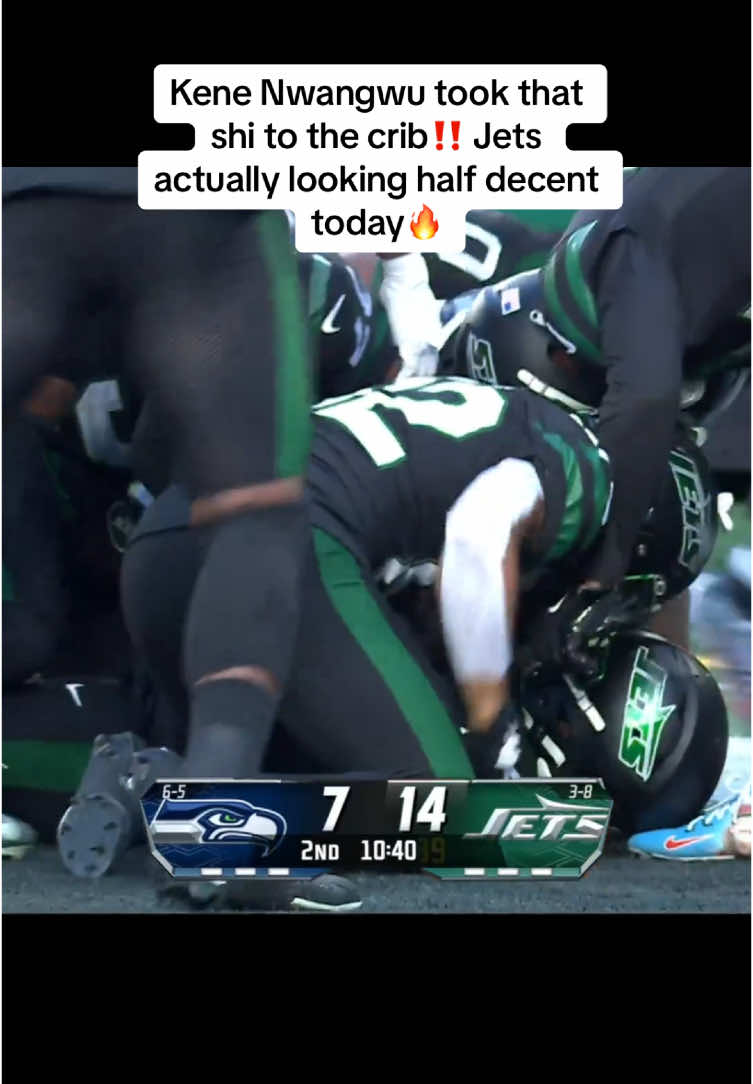 And just got another fumble😨#jets #aaronrodgers #foryou #page #viral #goviral 