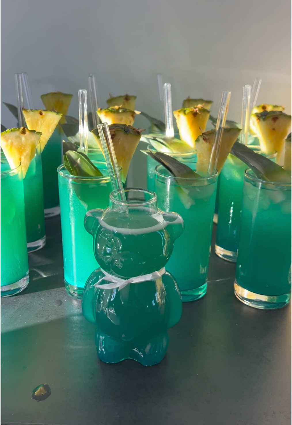 Baby shower🧸 #mocktails #mocktailbar #cocktails #cocktailbar #event #babyshowe #genderreveal #belgium 