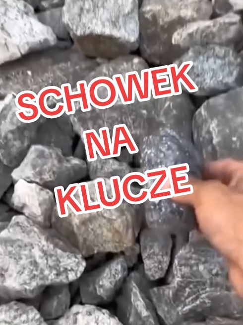 Schowek jest ok, ale fajnie pamiętać gdzie go dałeś #dc #tt #schowek #klucze #kamień #śmiech #dom @━╬٨ 𝑱𝒂𝒄𝒂 ﮩـ╬━ @━╬٨ 𝑱𝒂𝒄𝒂 ﮩـ╬━ 