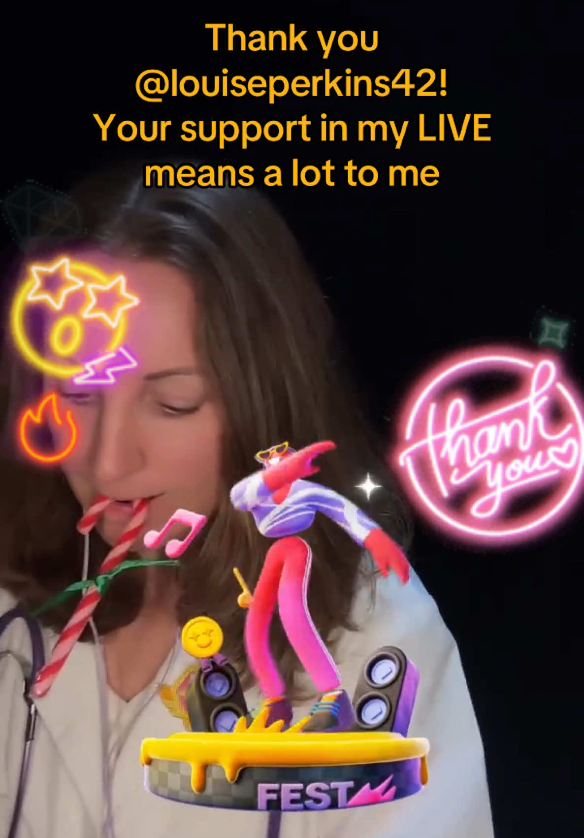 💃🏻 louiseperkins42, thank you for the incredible support in my LIVE! I will keep creating better LIVE content!@louiseperkins42 #livegift #festcheers #levelupsparks #teamvictory 