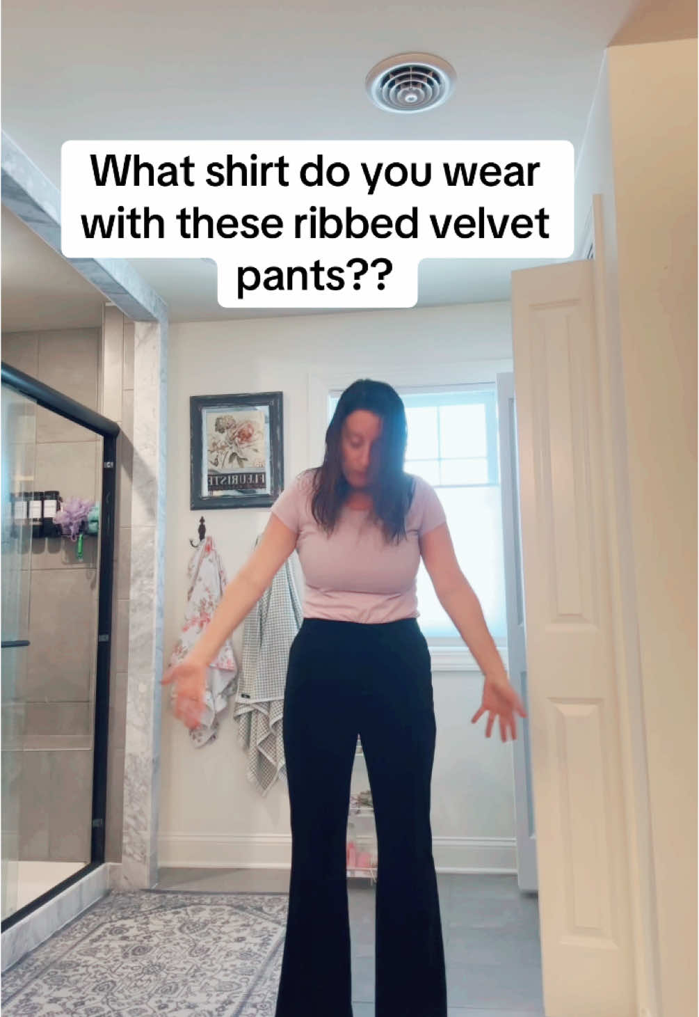 Gen Z help a millennial mom out. What top would you wear with ribbed velour flare leg pants? #velvetpants #OOTD #holidaylook #flarelegpants #blackpants #budgetfashion #ribbed #highwaist #FashionAdvice 