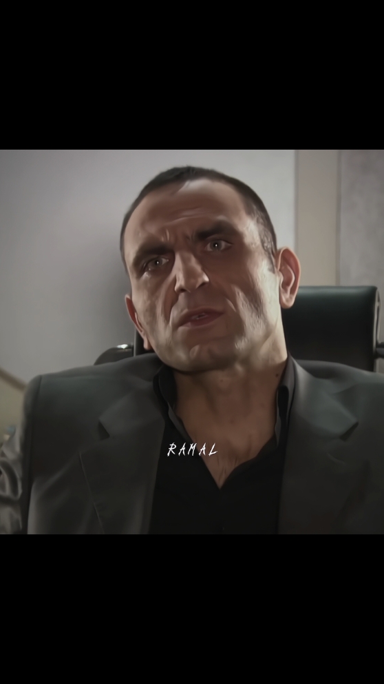 Kafamın Kalın Olmasından İyidir Demiş! #kurtlarvadisi #memati #bedrifincancı #polatalemdar 