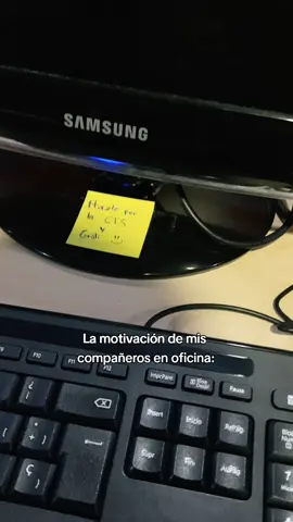 Las motivaciones en la oficina 😄🤣 pdta. Compañeros si lo llegan a ver no se enojen 🫣 jajaja #humor #oficina #contabilidad #grati #viajes  #compañerosdetrabajo 