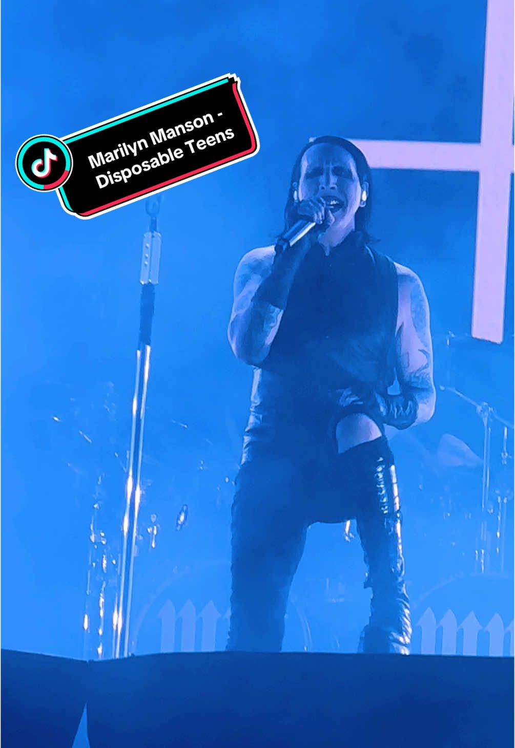 Una de mis rolas favoritas de @Marilyn Manson - Disposable Teens at @Machaca  #MarilynManson #DisposableTeens #Machaca #LosJovenesDesechables #marilynmansonfan 