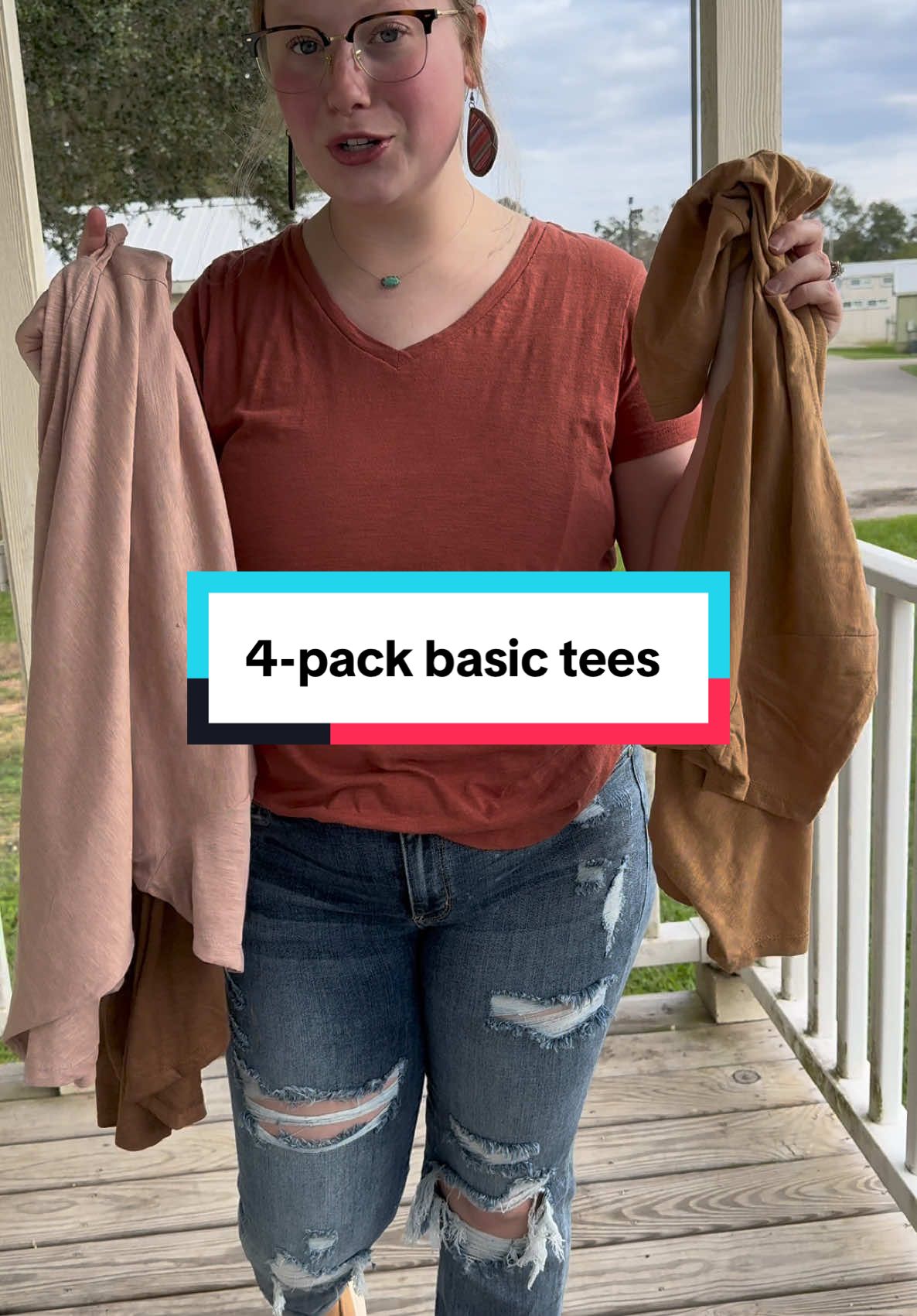 I wear these basic tees from @UrbanDiction literally 24/7. They are perfect to pair with your cardigans for fall! #basictee #tees #vnecktshirt #vnecktops #plaintees #tshirt #fallshirts #fallfashions #womenstees #sweaterweather #urbandiction 