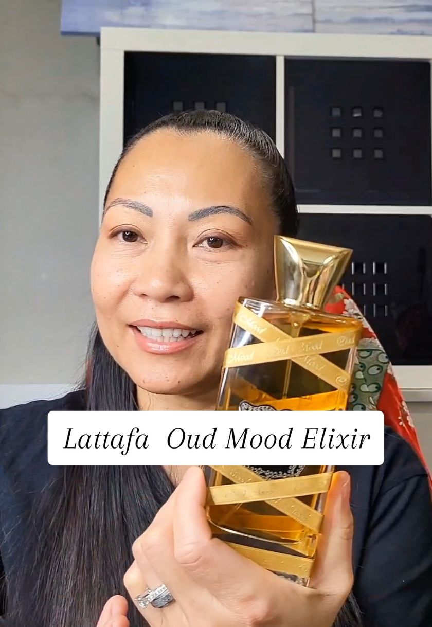 Please don't come for me. This is my opinion.  What's NOT in my daughter's perfume collection? Lattafa  Oud Mood Elixir The smell is medicinal. I'm not a fan.  ✨️ Top Notes: Saffron, Nutmeg & Cinnamon  ✨️ Middle Notes: Suede, Sandalwood & Oud ✨️ Base Notes: Amber & Vanilla #TikTokShopBlackFriday  #TikTokShopCyberMonday  #tiktokshopaffiliate  #showcase  #tiktokshop  #tiktoktopfinds  #fragrance  #perfume  #scentoftheday  #fragrancecollection  #perfumelover  #fragranceaddict  #perfumereview  #fragrancecommunity  #perfumerecommendations  #perfumetiktok  #perfumetok  #affordableperfume  #arabperfume  #arabicperfumes  #arabicperfumecollection  #lattafaperfume  #oudperfume  #sweetoud 