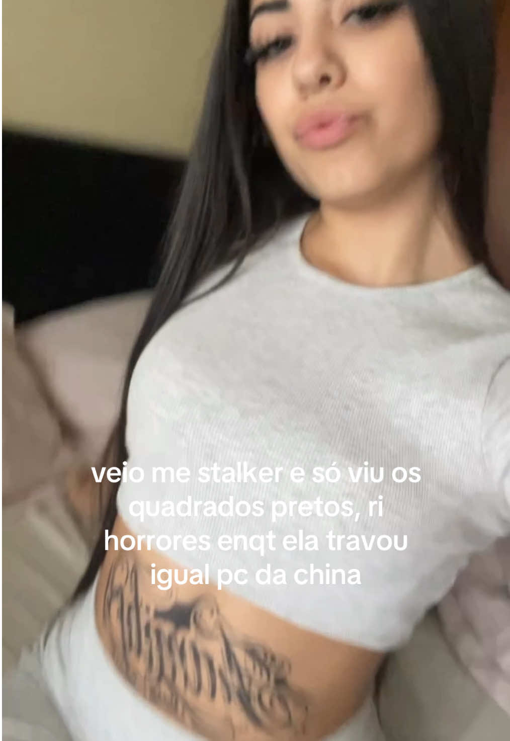 esses quadrados do story ja me rendeu mt entretenimento 🤣