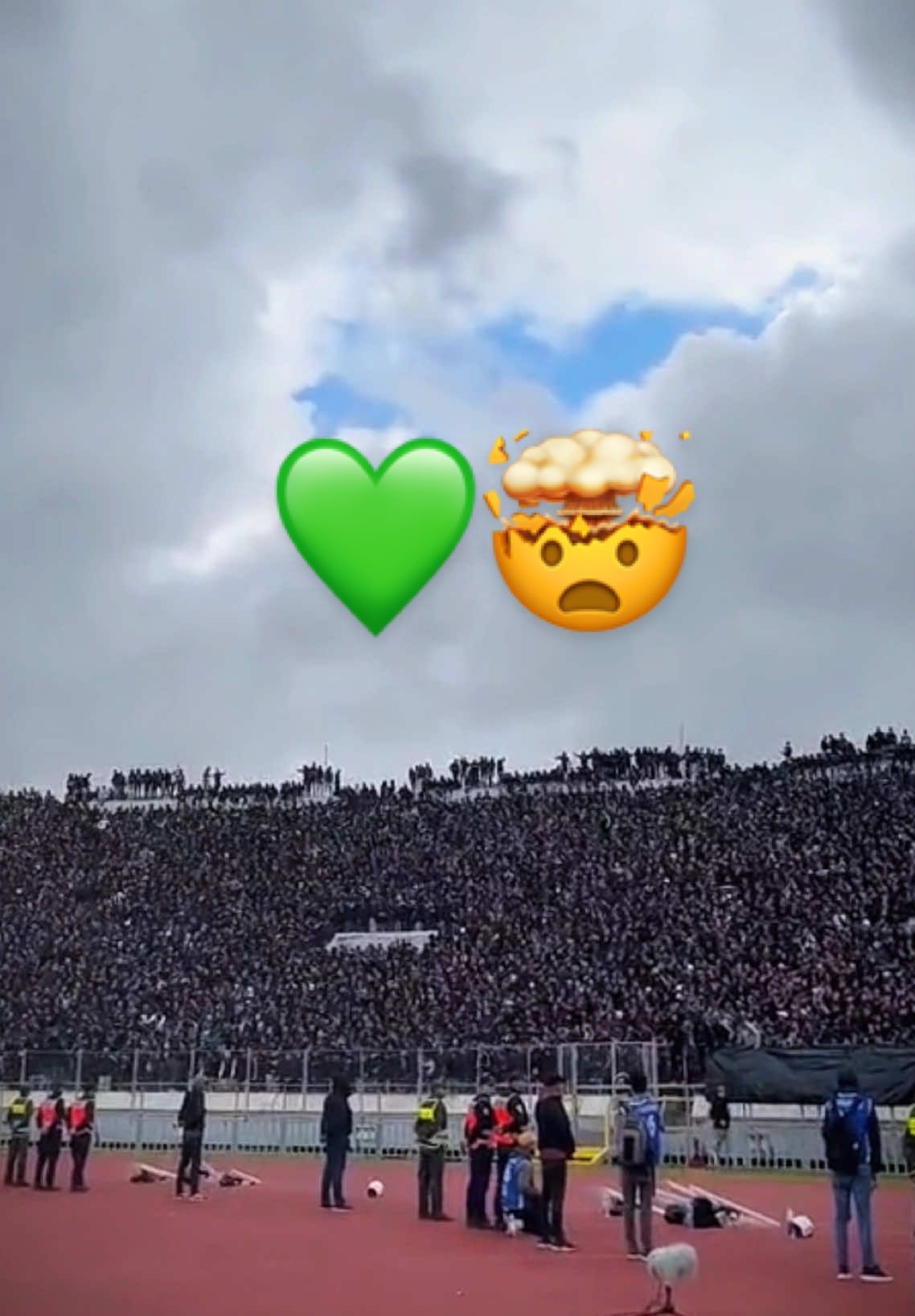 INCREIBLE 💚🤯 #rcaofficiel #rajaclubathleticofficiel #somoscurvasud💚 #جمهور_الرجاء #المغرب🇲🇦تونس🇹🇳الجزائر🇩🇿 #increible #CapCut 