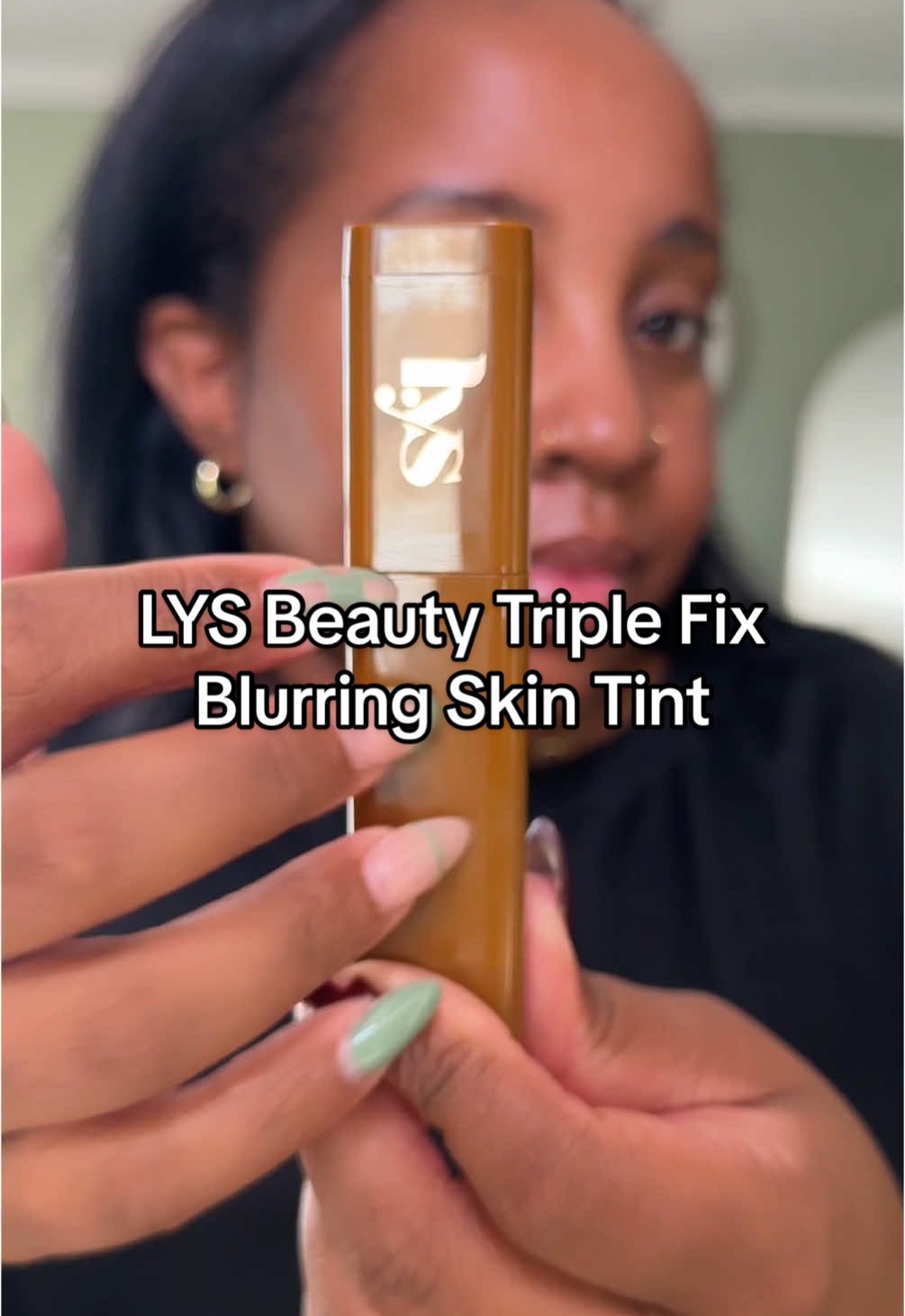 This is soooo good!!!  #lys #lysbeauty #skintint #foundation #blackgirlmakeup #TikTokShopBlackFriday #tiktokshopcybermonday ##giftguide##giftidea@@LYS Beauty