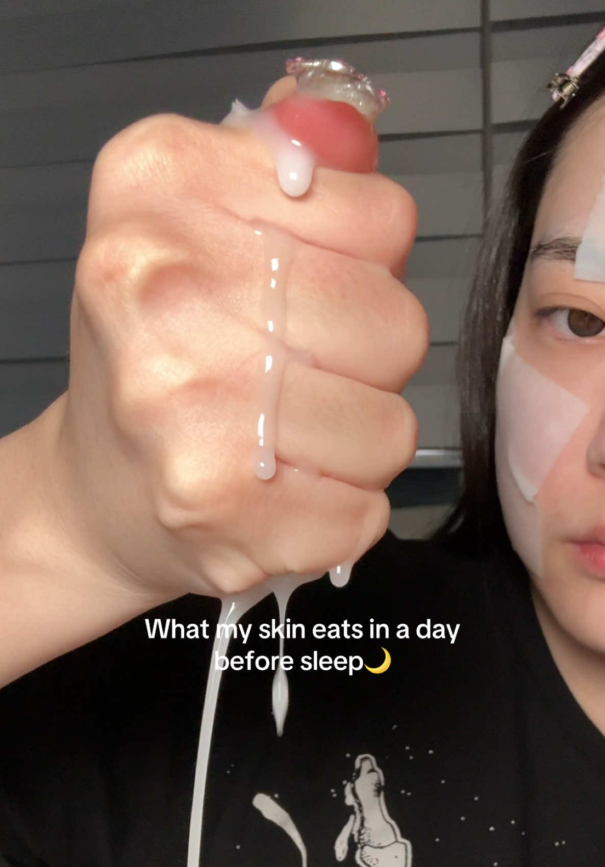 What my skin eats everyday before sleep🥛🫘#mixsoon #beanessence #tonerpad #nightroutine 