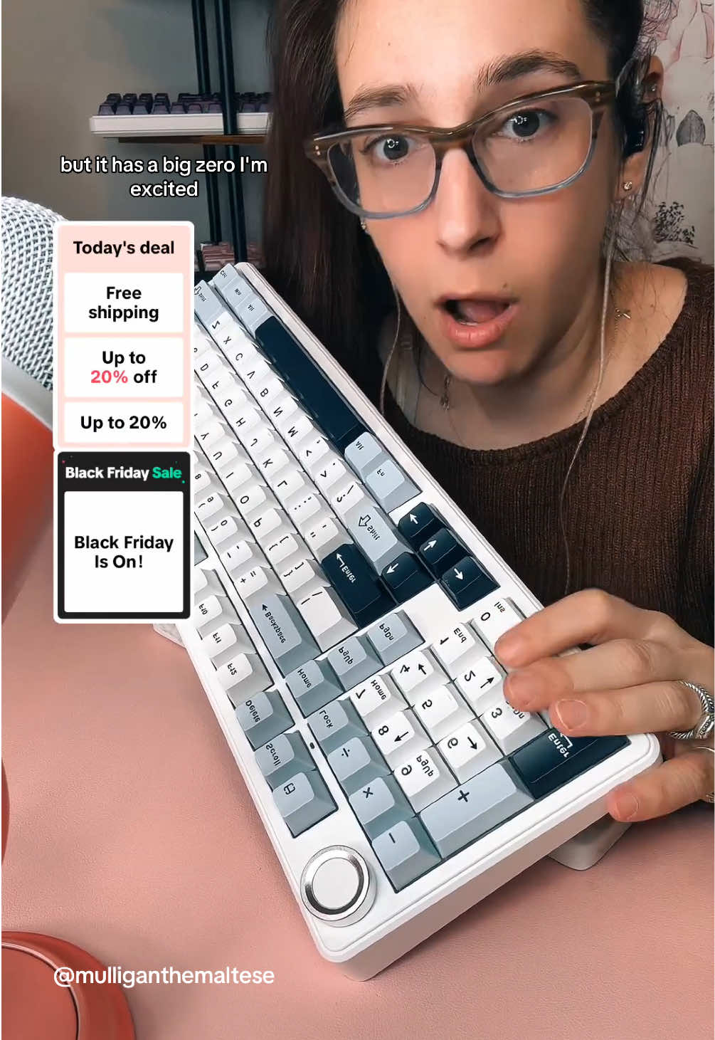 #aula came out with a pro version of the #aulaf99 and it’s SO GOOD! This is STOCK with no mods!  Use the shopping cart and get it while you can! #TikTokShopBlackFriday #tiktokshopcybermonday #LIVEhighlights #TikTokLIVE #LIVE #TTSTakeover #giftguide #aulakeyboard #keyboards  #creamykeyboards #mechanicalkeyboard 