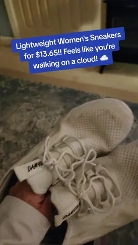 The Viral Featherlite Sneakers are on FLASH SALE for $13.65!! Grab a few pairs and enjoy feeling like you're walking on a cloud! #feet #sneakers #Lightweight #comfy #viralvideo #flashsale #tiktokshopblackfriday 