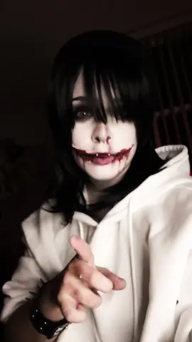 i have so many jeff drafts bare with me (FAKE BLOOD) #jeffthekiller #creepypasta #jeffthekillercosplay #cosplay #cosplayer #sfxmakeup #creepypastacosplay 