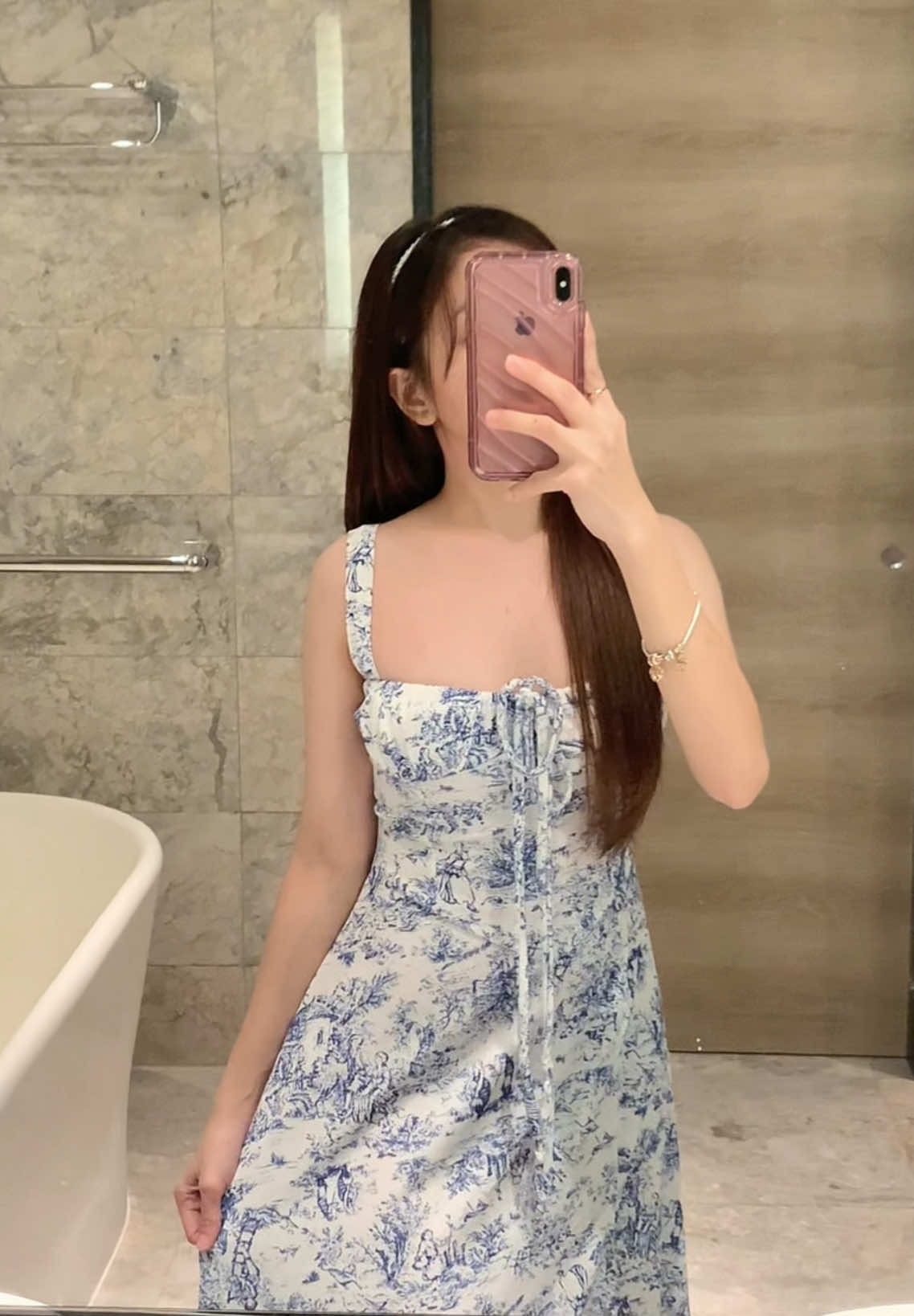 ₊˚ෆ Slayable long dress for only 100+ pesos ! 😍 #fashion #foryou #trend #OOTD #fypage #trending #outfit #tiktokfinds #tiktokaffiliate #recommendation #budolfinds #viral #fyp #qtfinds #fypシ゚ 