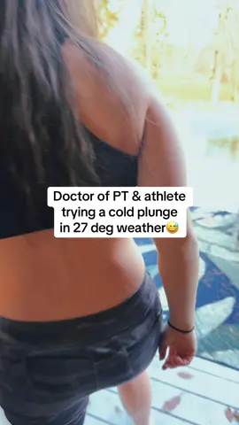 Part 2 at the gym to see who can hang?💪🏻🤔 #health #crossfit #Fitness #coldplunge #cryotherapy 