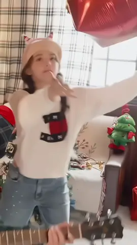 #SAKURA christmas fancam ☆ @🎀𓂃 ࣪˖  ͜͡αꭑᑲ𝖾𝗋𓂃🖊 @#🩷—ᴀᴅᴏʀᴇꜱᴊᴀʏᴄᴇ ×♡☂ | short cam #sakura #fancam #fyppppppppppppppppppppppp #lesserafim 