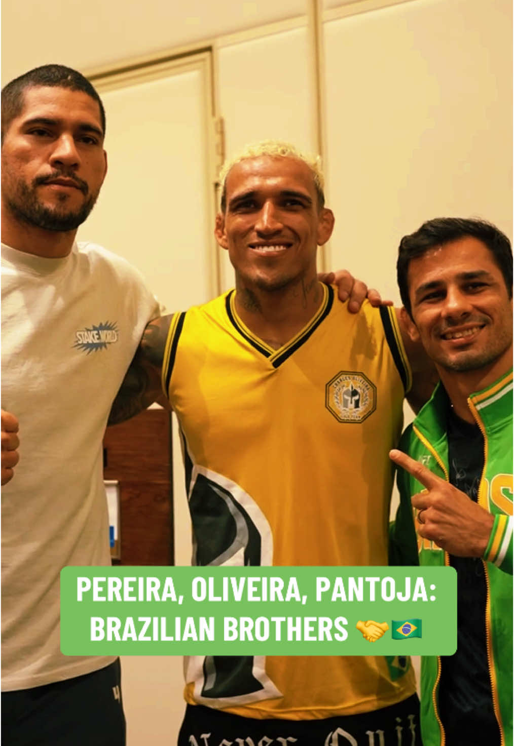 #AlexPereira, #CharlesOliveira and #AlexandrePantoja linked up in #Brazil 🇧🇷 #UFC310 (via #UFC) #MMA #combatsports #Brazilian 