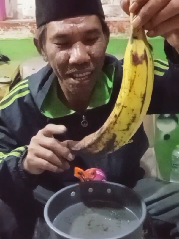 bikin kolek pisang enak banget #fyp#vidioviralmukbangditiktok #mukbangviralkolakpisang 