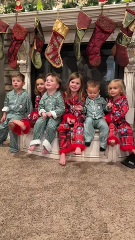 Santa’s Elves (aka @Jessica Massey) always coming through with the cutest cousin PJs 😍  #christmasactivities #christmaspjs #matchingpjs #fyp 