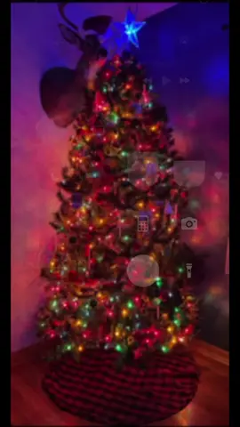 The kids finished our tree 🎄🥹 #fyp #christmas #christmastree #silentnight #christmasdecor #christmascountdown #christmas2024 #christmastok #christmastiktok 