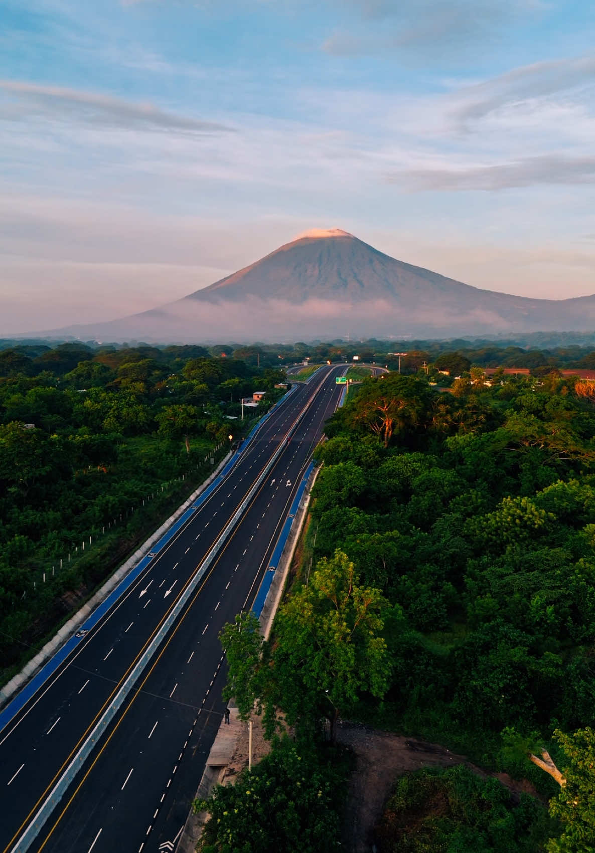 El nuevo Periférico Gerardo Barrios 🇸🇻 The new Gerardo Barrios Beltway 🇸🇻