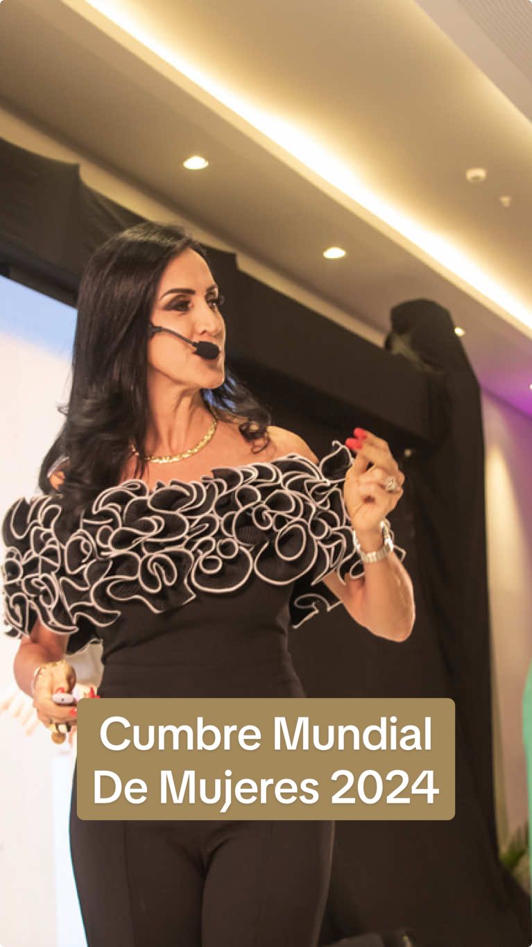 Les comparto un resumen de mi visita a Guayaquil ECUADOR para la @CumbreMundialMujeres  CUMBRE MUNDIAL DE MUJERES 2024  GRACIAS!!🙏🏼  #sarahalzugaray #autoestima #motivacion #resiliencia #conferencias #cumbres #mujeresemprendedoras #mujeresvalientes #mujeresapoyandomujeres #guataquil #ecuador #amororopio 