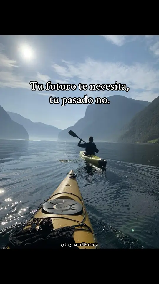 “Deja atrás lo que ya no suma y enfócate en lo que está por venir. 🌟 Tu futuro te está esperando, ¿estás listo para construirlo? 🚀 #Motivación #CrecimientoPersonal #ElMomentoEsAhora-#Reflexión 