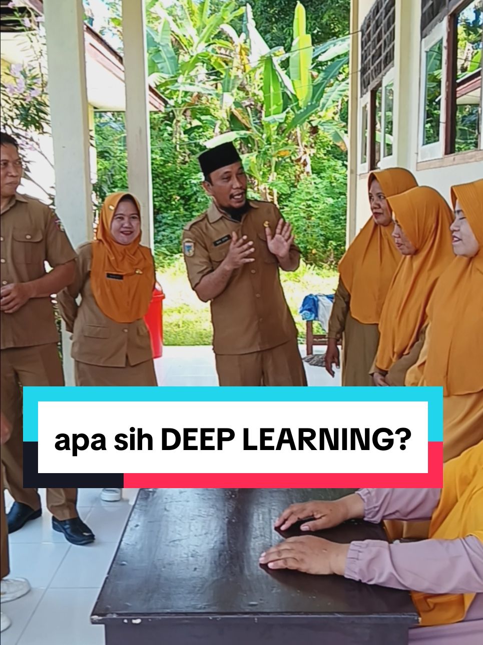 Apa sih kurikulum DEEP LEARNING ? nah berikut adalah penjelasan tentang KURIKULUM DEEP LEARNING sebagai penguatan dari kurikulum merdeka belajar #deeplearning #kurikulummerdeka #merdekabelajar #kemendikbud #fyp #foryou #foryoupage #viral #trending #beranda @kemendikdasmen 