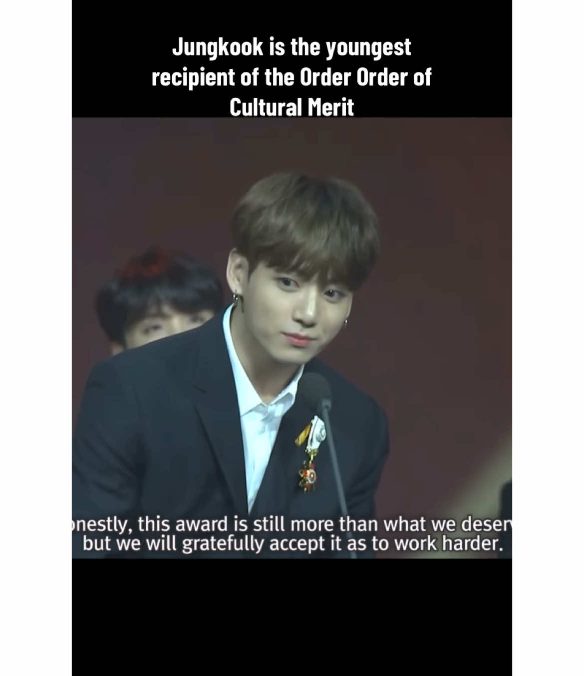 Jungkook was only 21 when he received the fifth-class Hwagwan Order of Cultural Merit at the 2018 Korean Popular Culture & Arts Awards becoming the youngest recipient in history. #jk #jungkook #jeonjungkook @AbjkMRstY #fyp 