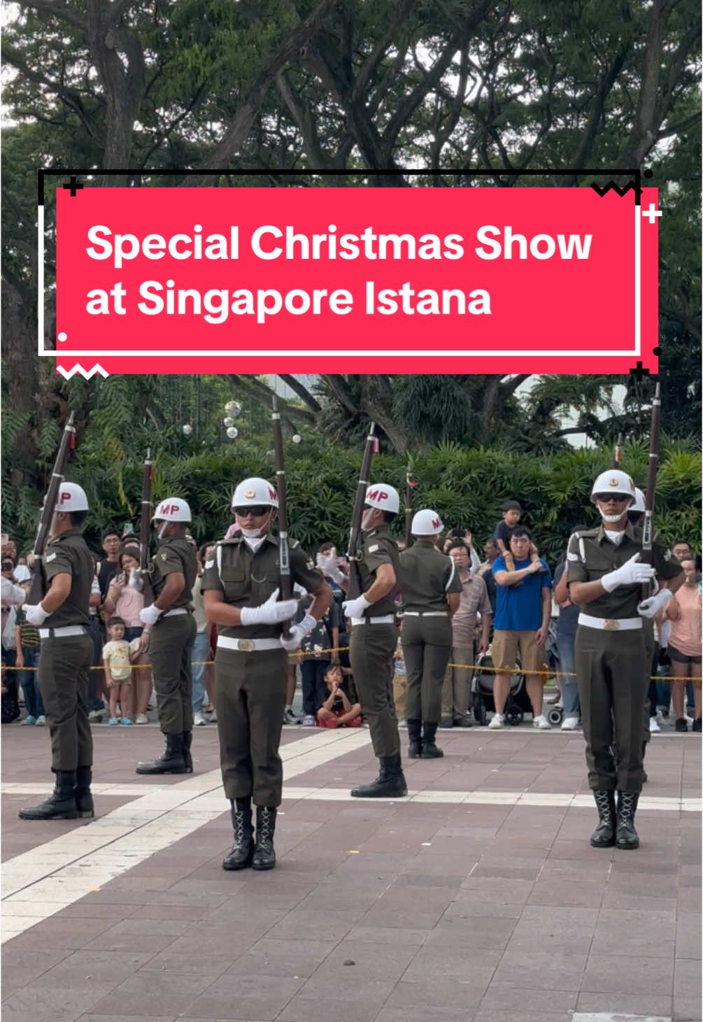 #christmas #singapore #CeremonialGuards