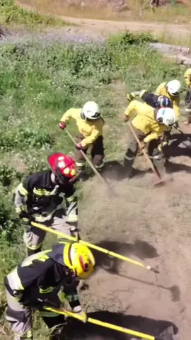 Fin de semana capacitando en lo que mas me gusta 🔥#chile🇨🇱 #incendiosforestales #fire #parati #fyp #viral #bomberosdechile #bomberos #firefighter #incendio #bomberosvoluntarios #bombero #firehouse🔥 #conaf #arauco #corma 