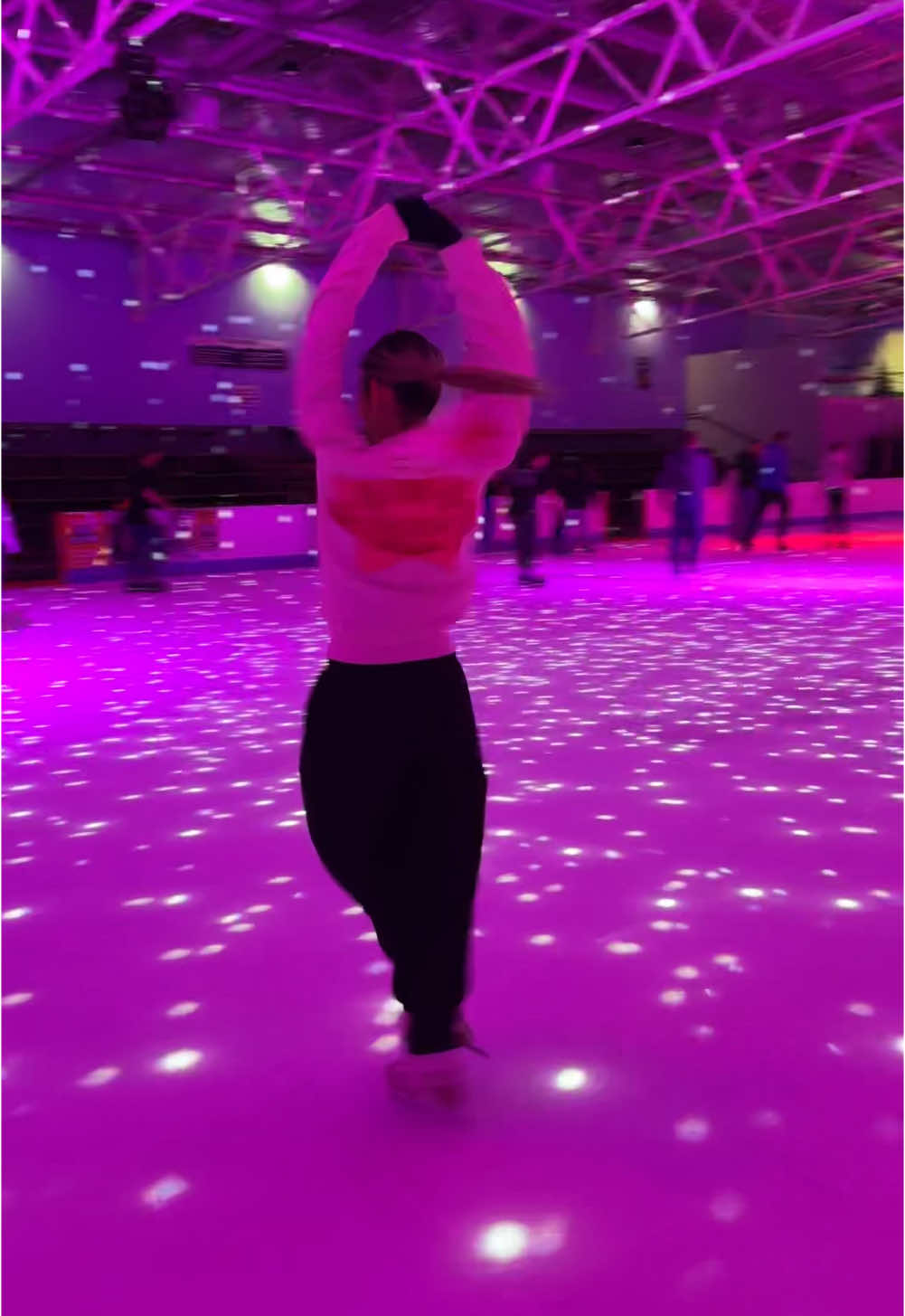 pink lights #fyp #IceSkating #figureskater #skatingtiktok #adultfigureskater #nightsession #backspin #skating #figureskating hoodie: @aelfriceden_official 