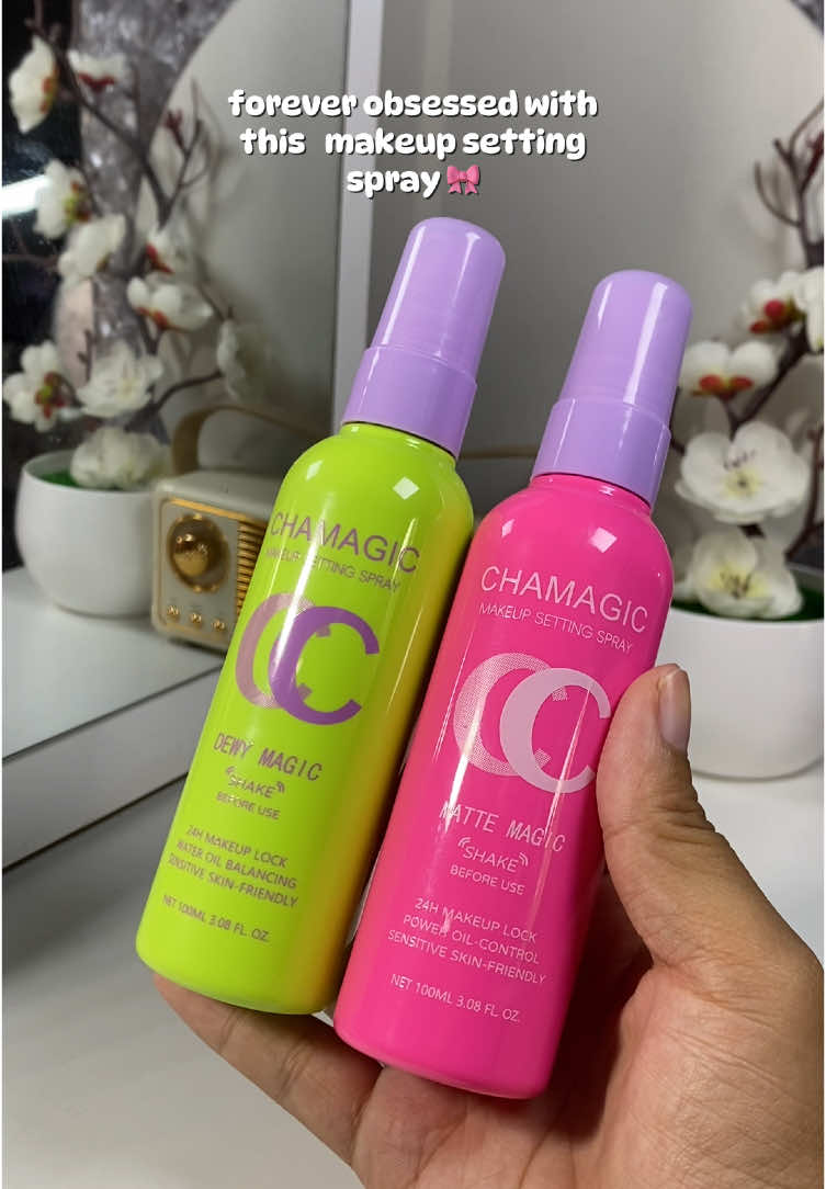 a must have make up setting spray! 🌷✨  #chamagicmakeupsettingspray #makeupsettingspray #settingspray #tiktokfinds #fypシ゚ 