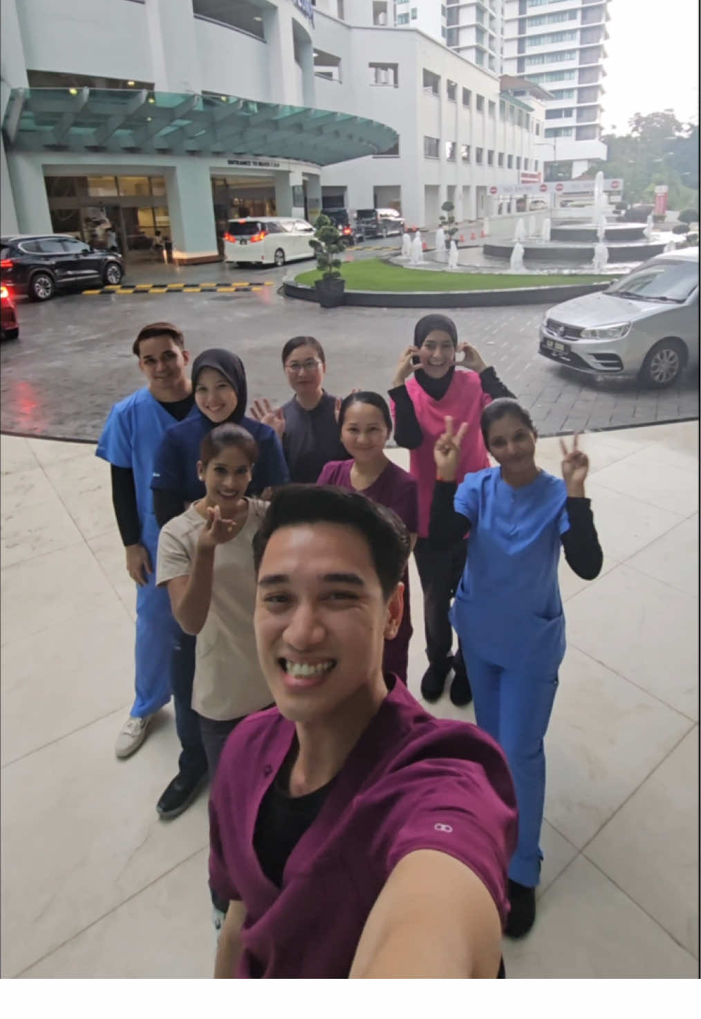 Unveiling our brand-new uniforms for our healthcare professionals! 💖 Fresh look, same dedication✨🩺 #PHKL #pantaihospitalkualalumpur #fyp #newuniforms