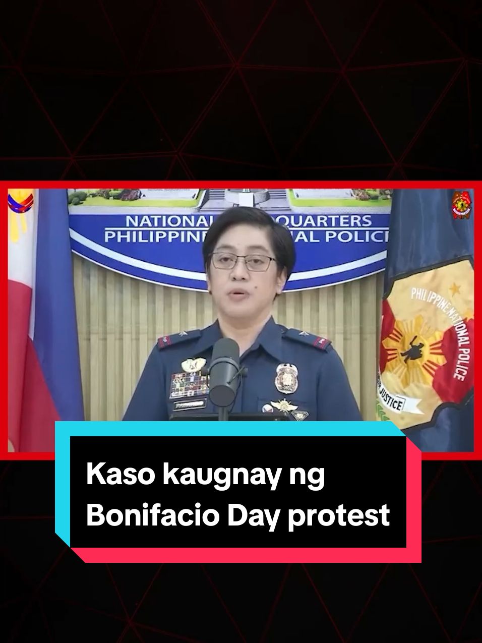 Nagsampa ang #PNP ng kasong paglabag ng Public Assembly Act, direct assault, at disobedience to a person in authority laban sa ilang raliyista sa Mendiola noong Bonifacio Day, Nov. 30, ayon kay PNP spokesperson P/Brig. Gen. Jean Fajardo. Nasa walong pulis ang nasugatan sa gitna ng protesta, at isa mga nagprotesta ang inaresto dahil sa umano'y pananakit ng isang pulis. #News5 #NewsPH #BreakingNewsPH 