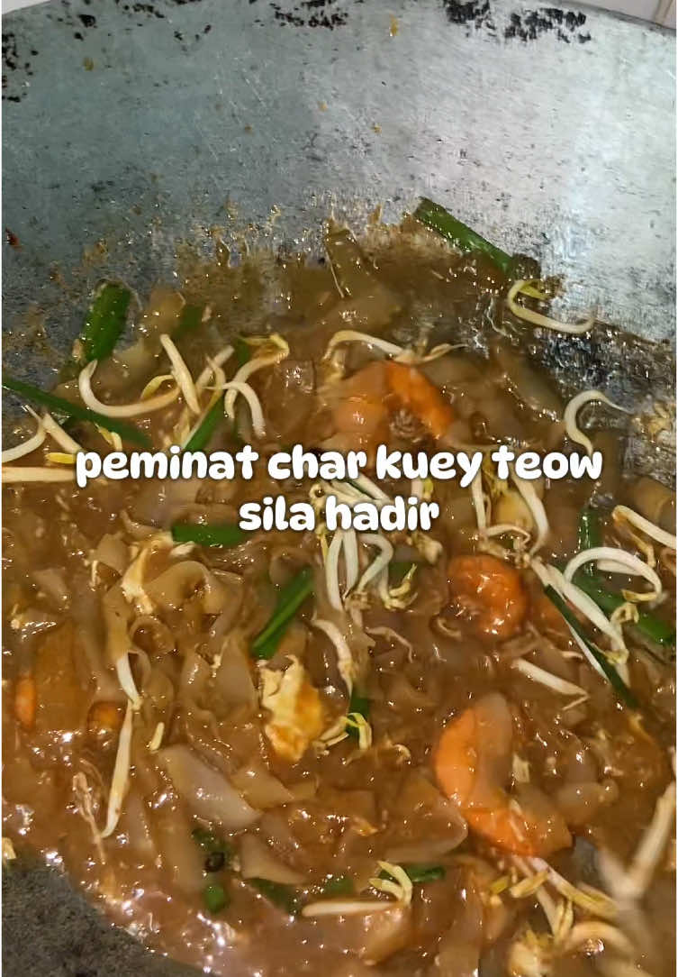 kami cuma letak sos char kuey teaw ni 4 sudu besar utk sorang mkn tak tambah garam atau gula sos pon xtambah   #charkueyteow 