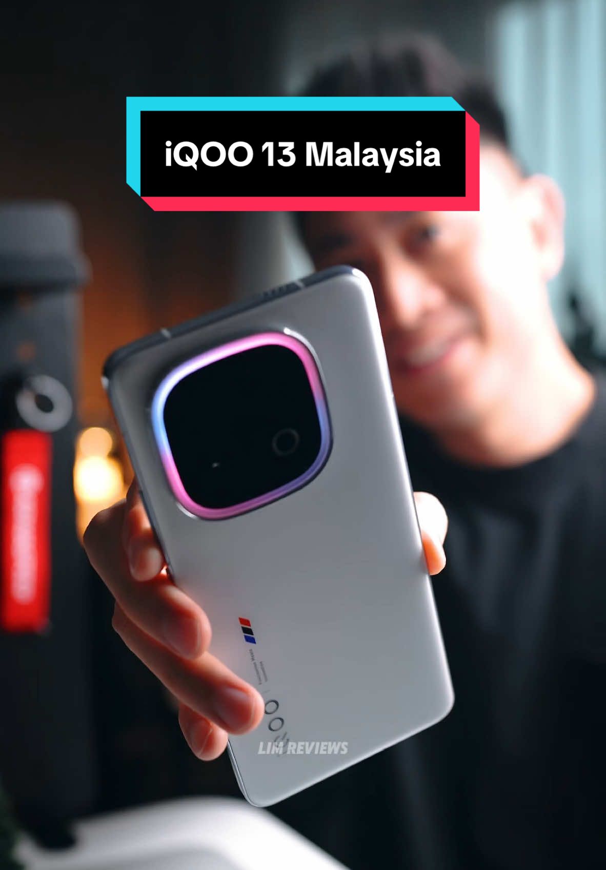 Cantik doh LED Ring tu! Ini dia iQOO 13 paling latest!  🔥 Key Specifications🔥 • 6.82” 144Hz LTPO AMOLED (4500 nits peak) • Snapdragon 8 Elite • 50MP main + 50MP 2x tele + 50MP u/wide • 6150mah • 120W Fast Charge (100% in 30 mins) #iqoo13 #iqoo #gamingphone #vivomalaysia #vivo #iqoomalaysia #snapdragon #snapdragon8elite @iQOO Malaysia @vivo Malaysia 