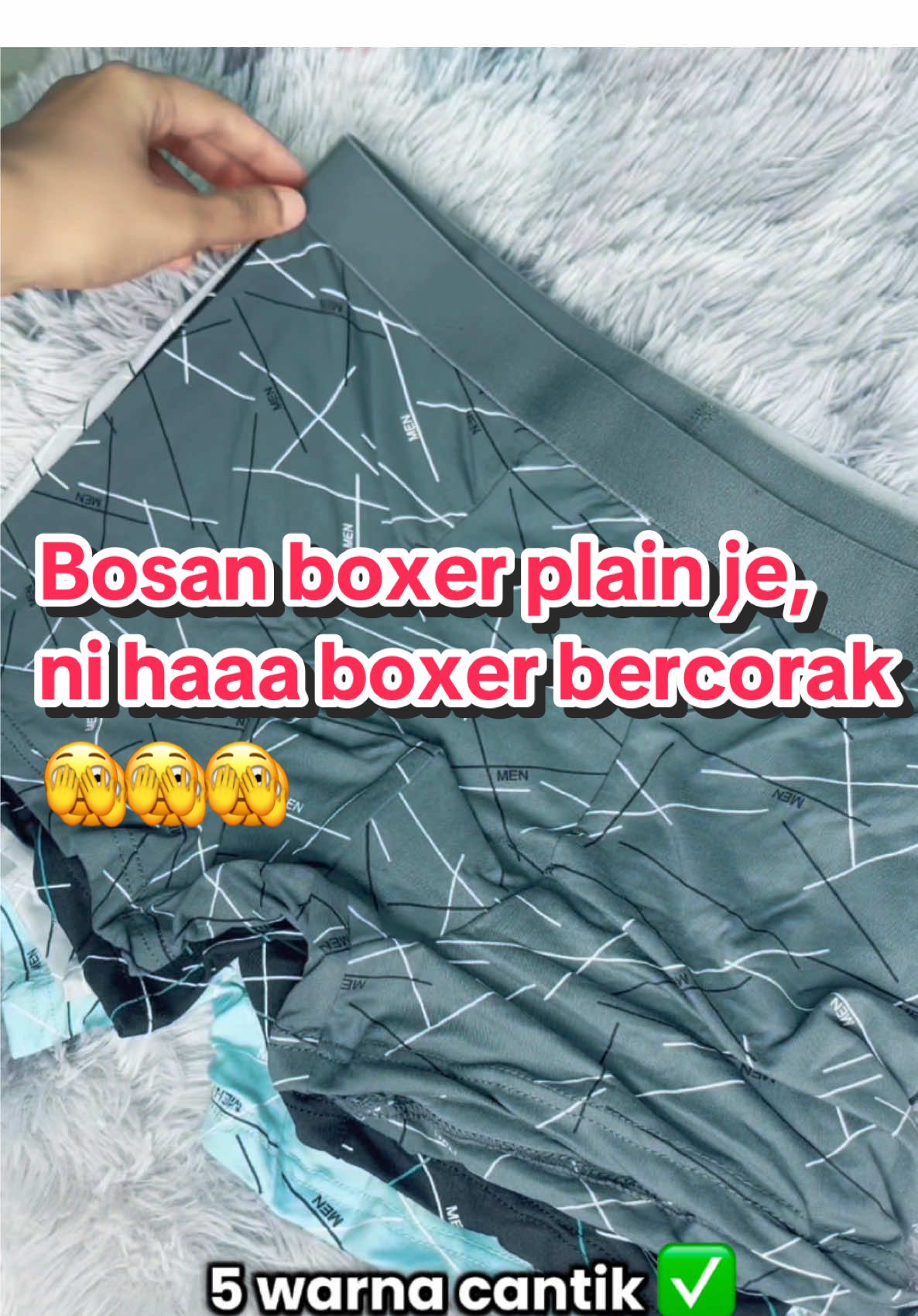 Wahhh boxer corak baru lah 🫣 haa siapa yg belum rukar boxer lagi tu? 