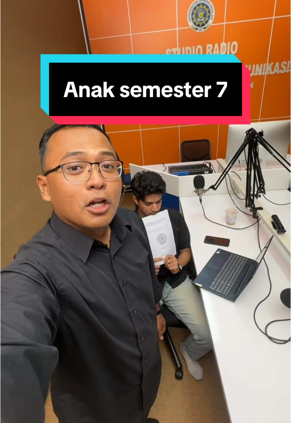 Revisi revisi revisi jaya!! #dosenspekbocil #skripsi #revisi #dosen #bimbinganskripsi #sementer7 #weareuad #ilmukomunikasiuad 