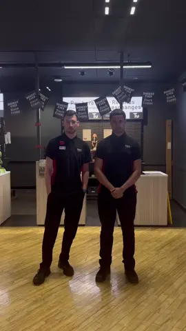 Reis and Louie are back! 🕺🪩