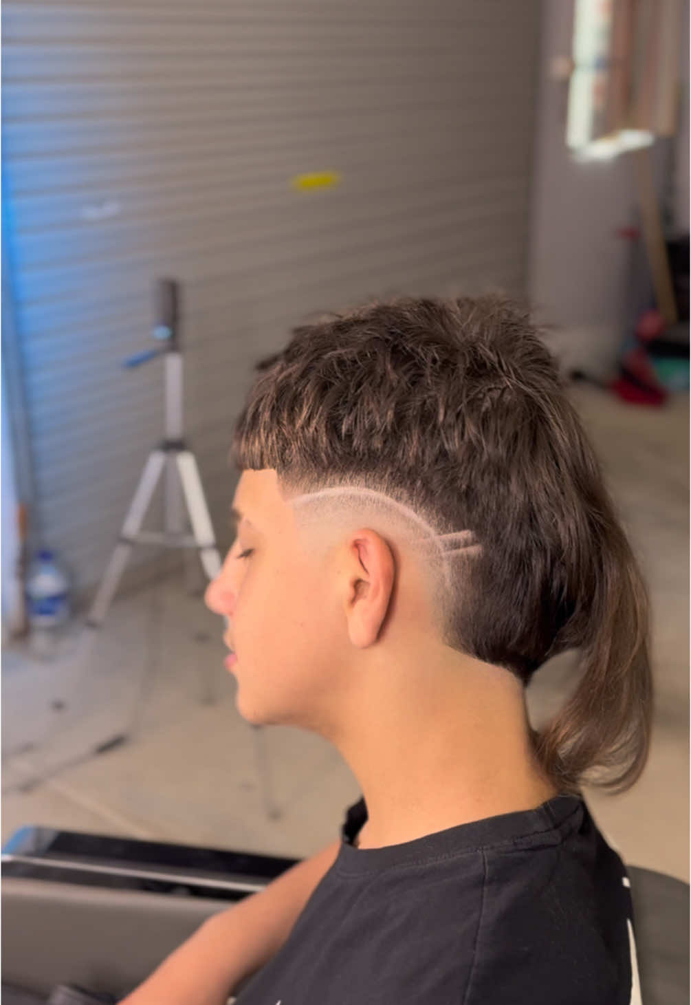 Mid Burst w design - DM me on instagram to book an appointment 📍Mill Park 3082 #haircut #barber #melbournebarber #haorcuttransformation #skinfade #barberlife #fyp 