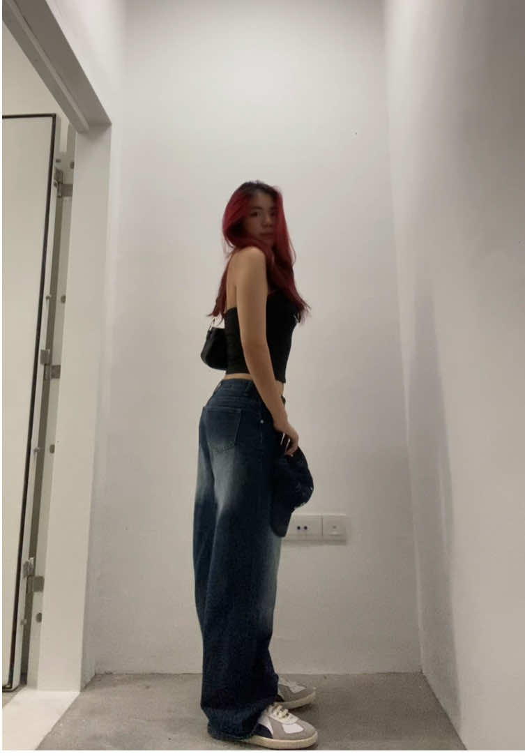 jeans fit for the buffet🥢 #jeans #jeanshighwaist #OOTD #outfitideas #fitcheck #liberfashion #denim 