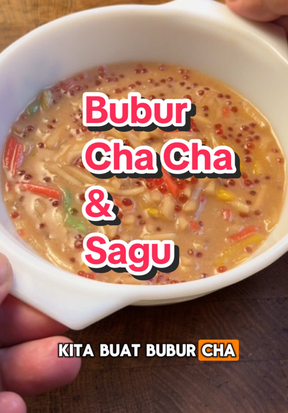 Menu ni sesuai untuk layan bila time hujan lebat mcm ni , sebab dia manis lemak & panas2 😋 BUBUR CHA CHA & SAGU Bahan-bahan: 140gram cha cha kering 100gram sagu merah 1/2 cawan air 1 kotak santan 2 sudu besar gula perang 2 sudu besar gula melaka Sedikit sea salt  Kalau korang nak sagu sebutir-sebutir mcm dalam video ni, korang kene buat teknik insyallah anti gagal, mesti jadi punya 😋🙌🏻 Selamat mencuba dan jangan lupa like share & komen gaes tanda support 🤲🏻 #malaysia #tiktokfoodie #tiktokmalaysia #MYFoodie #Foodie #buburchacha #gulamelaka #Recipe #resepi #resepisimple #resepimudah #resepitiktok #recipes #recipesforyou #recipeideas #malaysia #sweet 