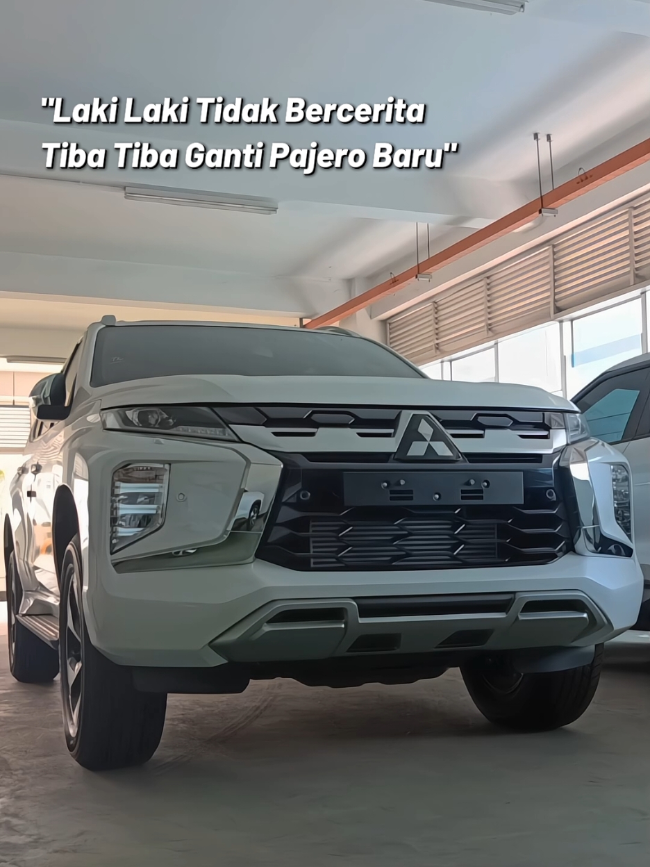 #capcut Buat Pria Punya Selera Yang Gak Mau Cerita, Pesen Pajero Sport Dakar 4x2 AT Langsung DM 😁 #fyp #pajerosport #pajero #pajerosportdakar #pajerosportindonesia #pajerodakar #pajerodakar4x2 #fyppppppppppppppppppppppp 