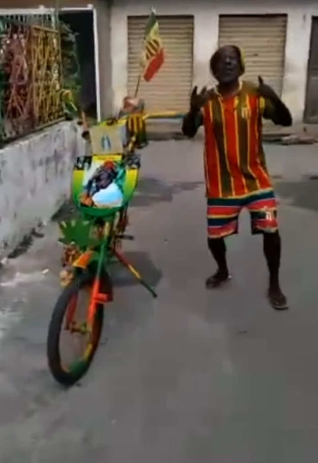 👉 GLADIATORS - Symbol Of Reality #reggae #rastaman #reggaedance #reggaemusic #rastafari #funnyvideo #rasta #gladiators