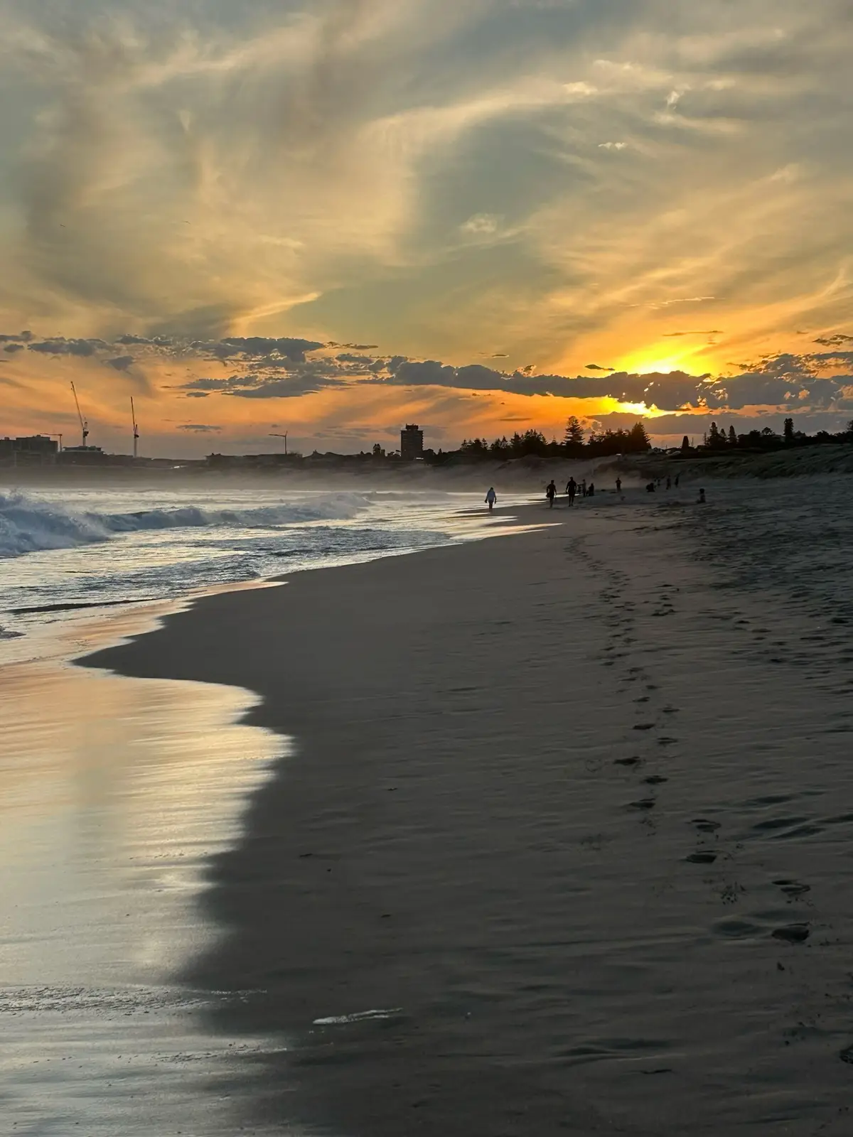 🫶 Summer sunset beach walks. #fyp #foryou #sunset #beachwalk #Home #photography 