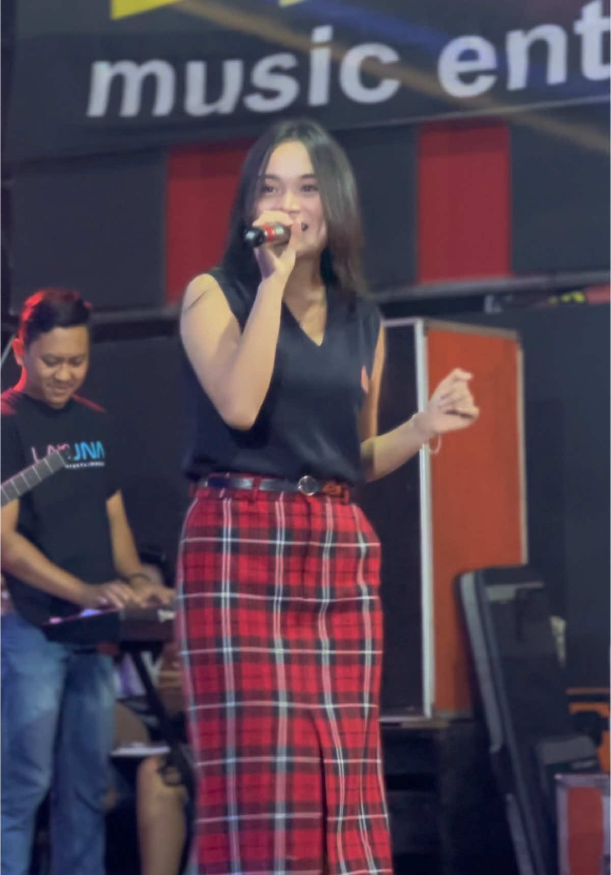 Bayangkan bila harimu penuh warna @Sahmafella🫶🏻 #storyorkesofficial #fyp #viral #lubisathena #sahmafella #lalunamusic #mabukcinta  @Promotor Laluna Music @𝙇𝘼𝙇𝙐𝙉𝘼 𝙈𝙐𝙎𝙄𝘾 𝙀𝙉𝙏 @𝙈𝘼𝙎 𝙇𝙐𝘽𝙄𝙎 𝘼𝙏𝙃𝙀𝙉𝘼 