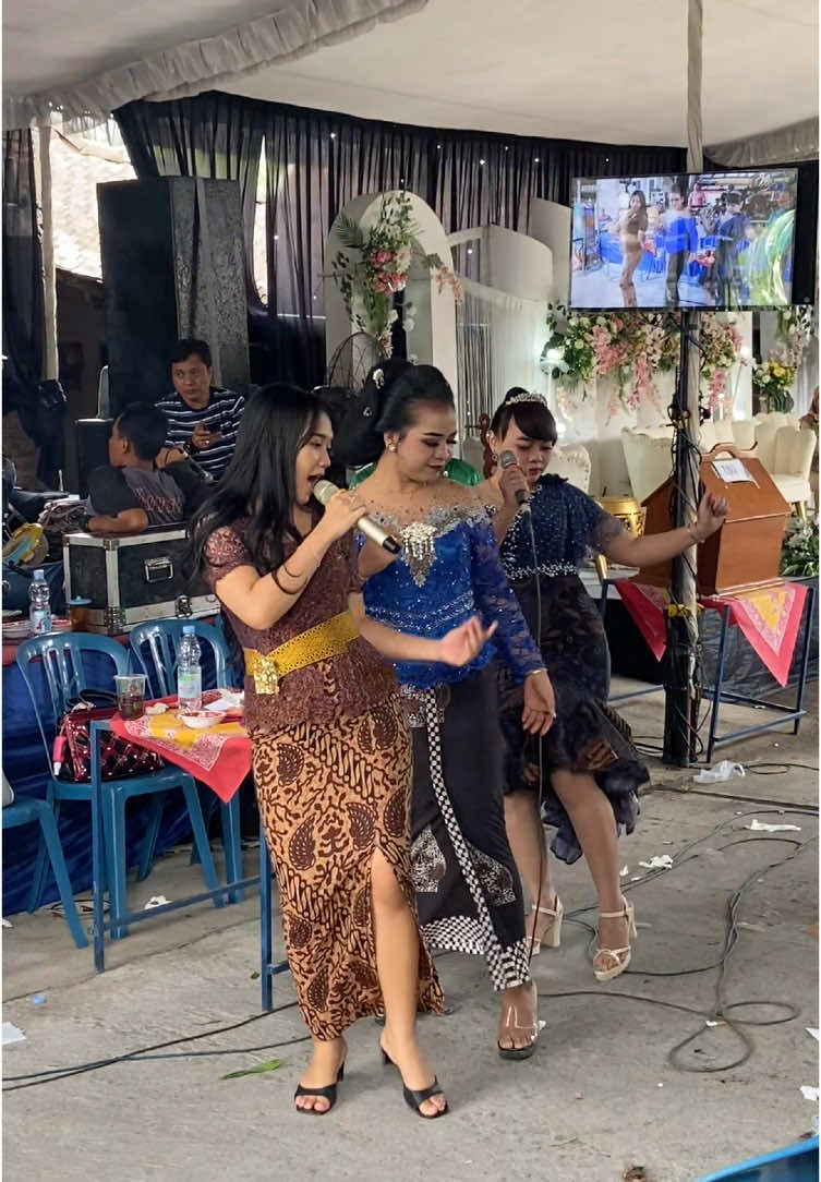 Amma x Dewi x Arum #xybca #masukberanda #biduancantik #dangdut #kangsorot 