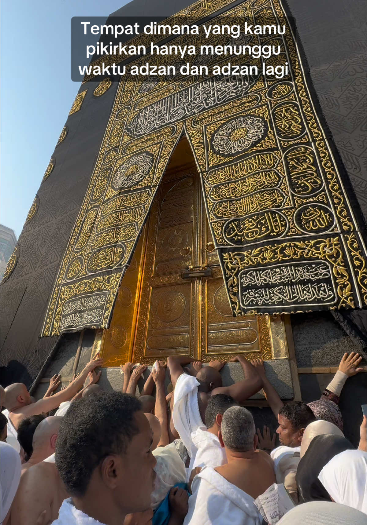 Semoga kerinduan suara adzahn mekah madinah membawa kita ke sana bismillah segerakan ya Allah #adzan #masjidilharam #mekah #makkah #baitullah #kabah #umrah 