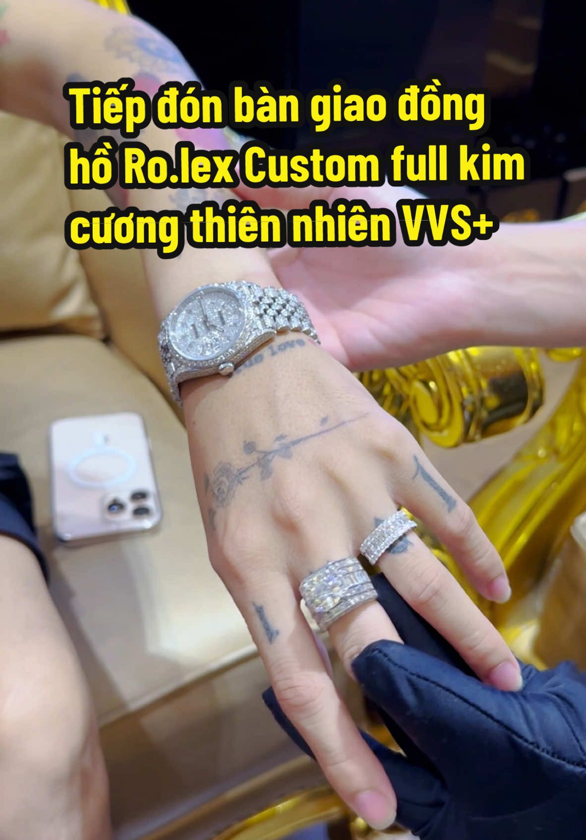 Tiếp đón bàn giao đồng hồ Ro.lex Custom full kim cương thiên nhiên VVS+ 💎💎💎 #TamLuxury #TamLuxuryVN #TamLuxuryChanel #CongtyTNHHTamLuxury #TamLuxuryDiamondJewelry #TamLuxuryHonCaMotChuTam 